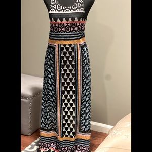 BCBG Long Maxi Dress: Size XS